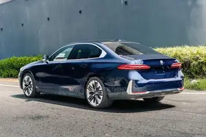 BMW 523i Premium luxury 2023