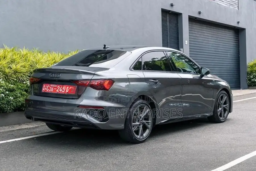 Audi A3 S LINE 2023