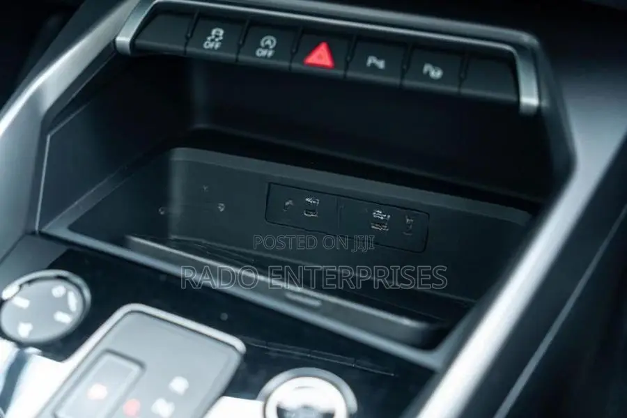 Audi A3 S LINE 2023