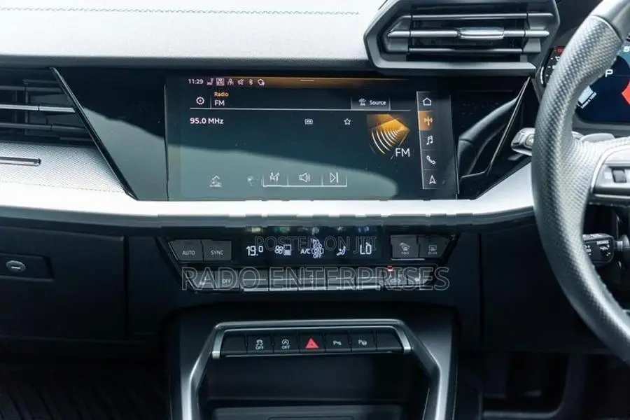 Audi A3 S LINE 2023
