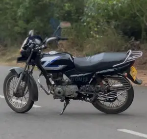 Bajaj CT100 2012