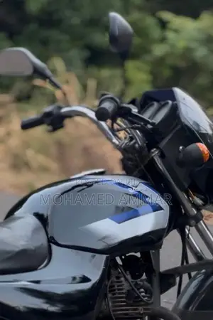 Bajaj CT100 2012