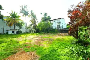 Land for sale in Jayanthipura / Battaramulla