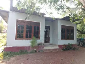 Beautiful 2-Storey House for Sale in Kubuka, Bandaragama