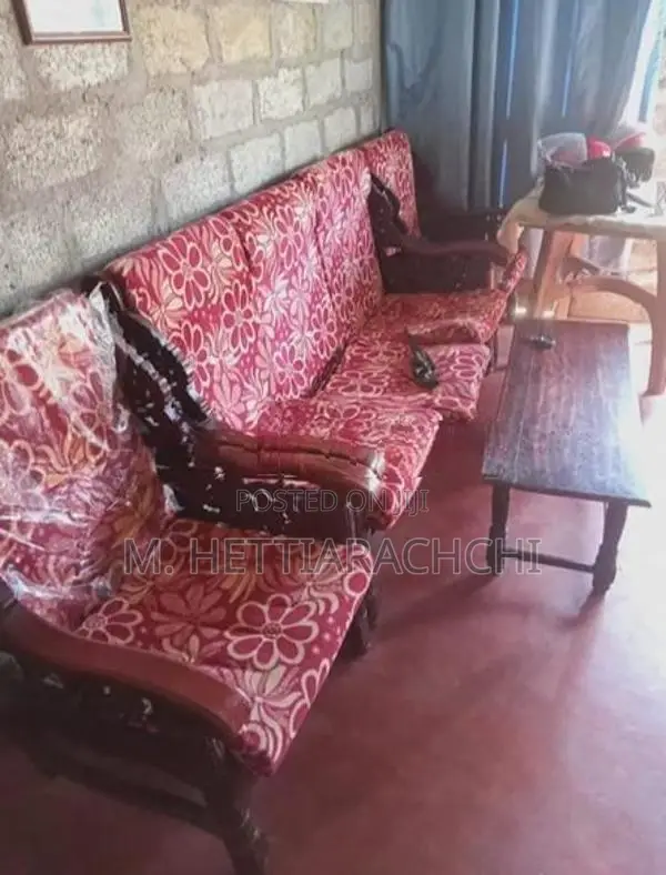 House for Sale - Gandara