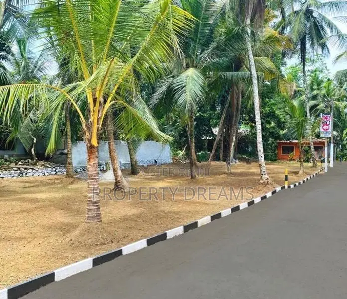 Land for Sale Athurugiriya