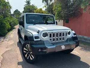 Mahindra Thar Roxx AX7L P RWD 2025