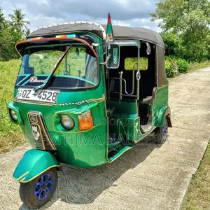 Bajaj RE 4 stroke qz 2010