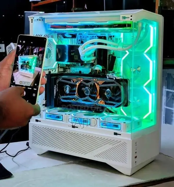 RYZEN 7 7700 GAMING PC WITH RTX 3070/32GB D5 RAM ETC...
