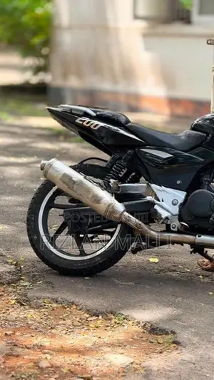 Bajaj Pulsar 200 2009