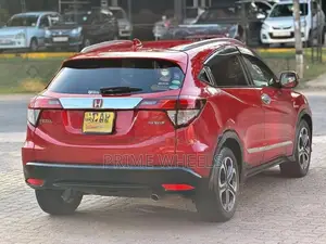 Honda Vezel 2016