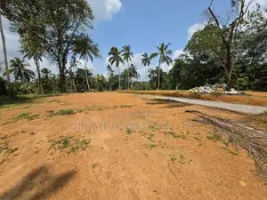 Mawak Oya Facing Land For Sale - Padukka