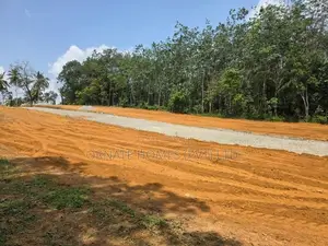 Mawak Oya Facing Land For Sale - Padukka