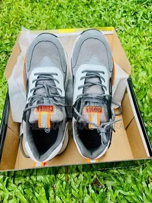 Branded safety shoes