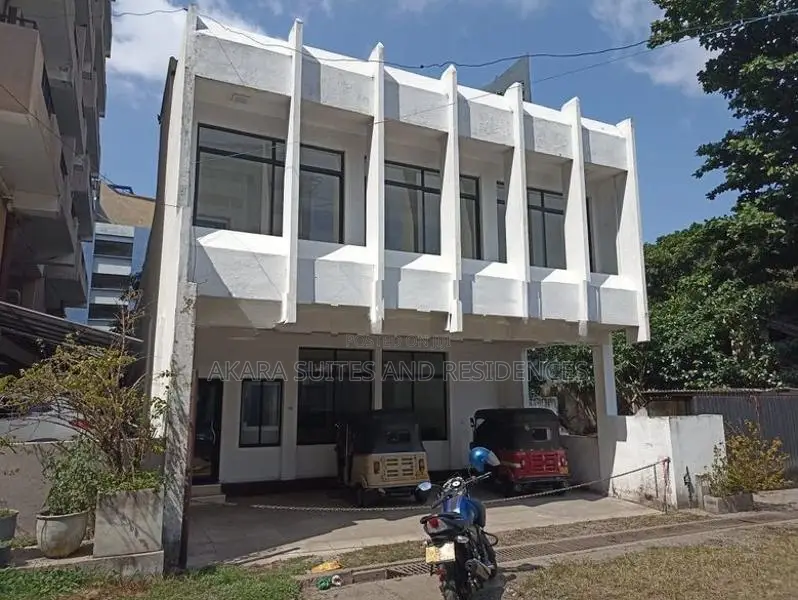 Colombo 03 - Commercial Building for Rent CP18875