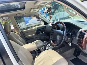 Mitsubishi Montero V6 2006