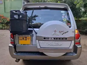 Mitsubishi Montero V6 2006