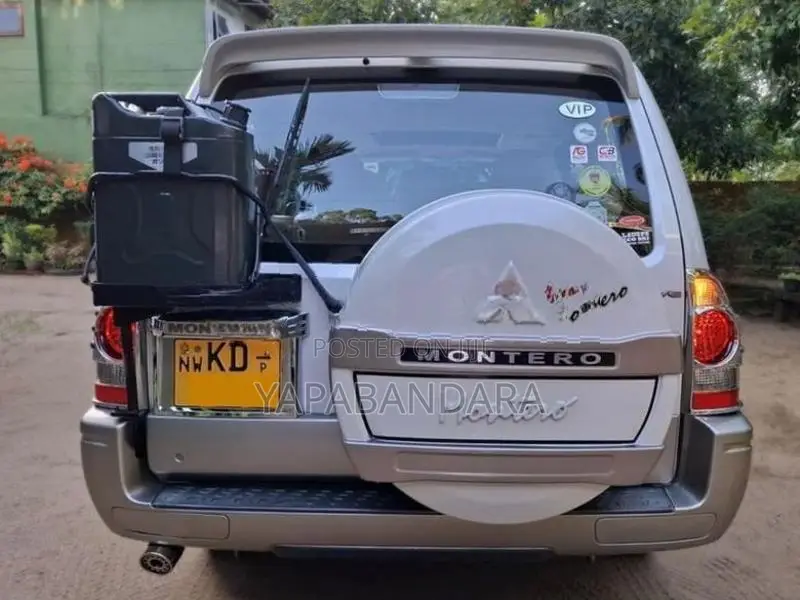 Mitsubishi Montero V6 2006