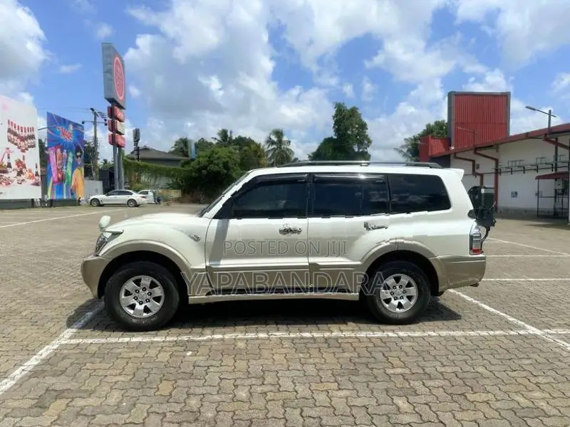 Mitsubishi Montero V6 2006