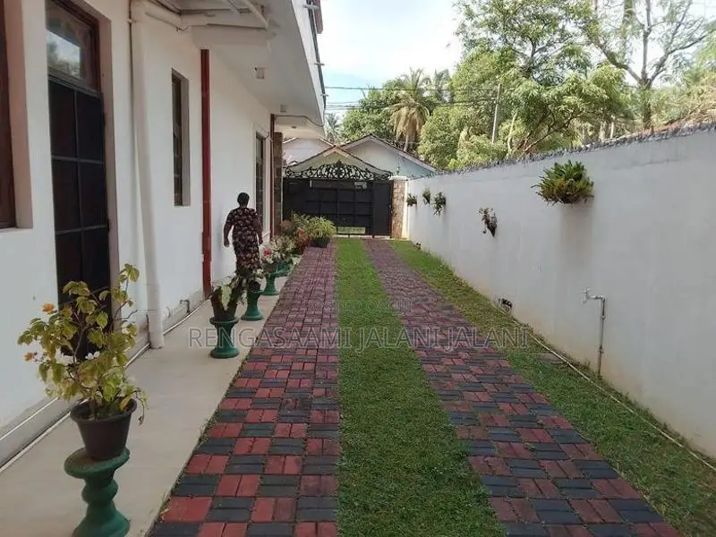 Luxury Vila Sale Negombo