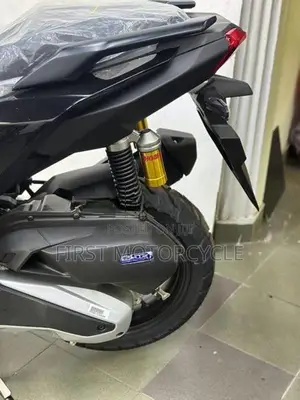 Honda ADV 160 2025