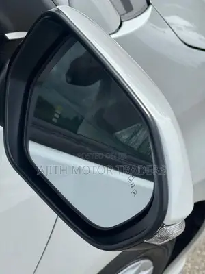 Toyota Yaris G Headrest 4way BSM 2026
