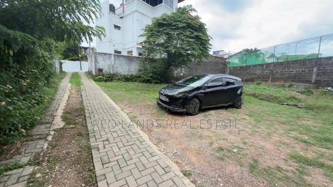 (DL1215) 11 Perch Land for Sale in Nugegoda
