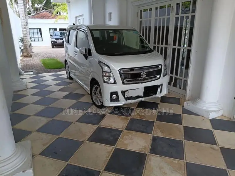 Suzuki Wagon R Stingray 2018