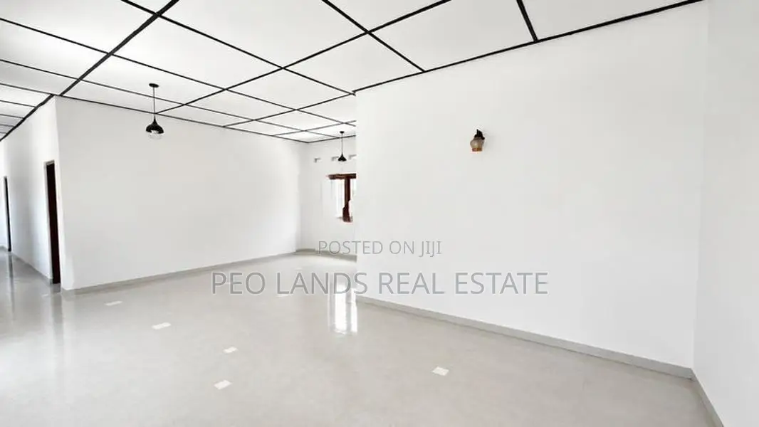 (DL1283) 11.25 Perch Land for Sale in Nugegoda