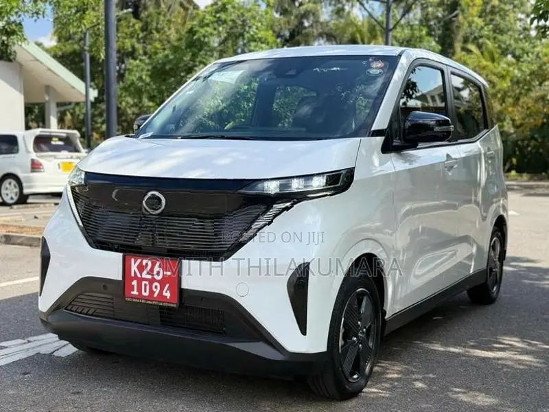 Nissan Sakura EV 2025