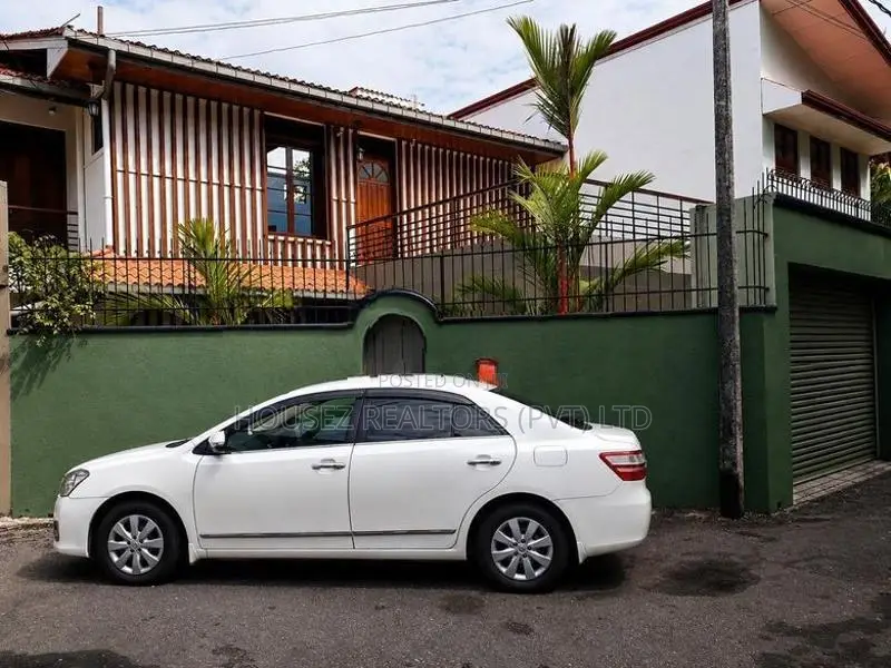 Elegant 3-Bedroom House for Rent in Pitakotte