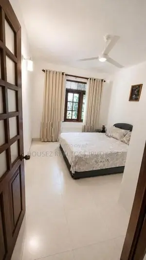 Elegant 3-Bedroom House for Rent in Pitakotte