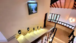 Luxury 8 Bedroom House for Sale in Nugegoda