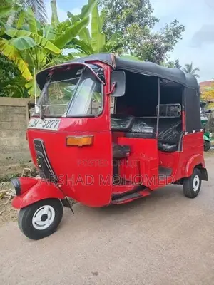 Bajaj RE 2005