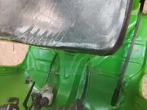 Bajaj RE 2000
