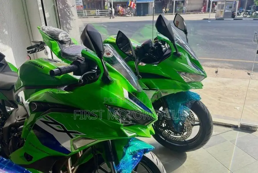 Kawasaki Ninja ZX25RR 2026