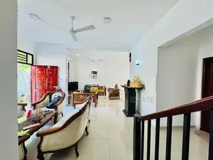 Spacious 4-Bedroom Home with Rooftop in Prime Dehiwala