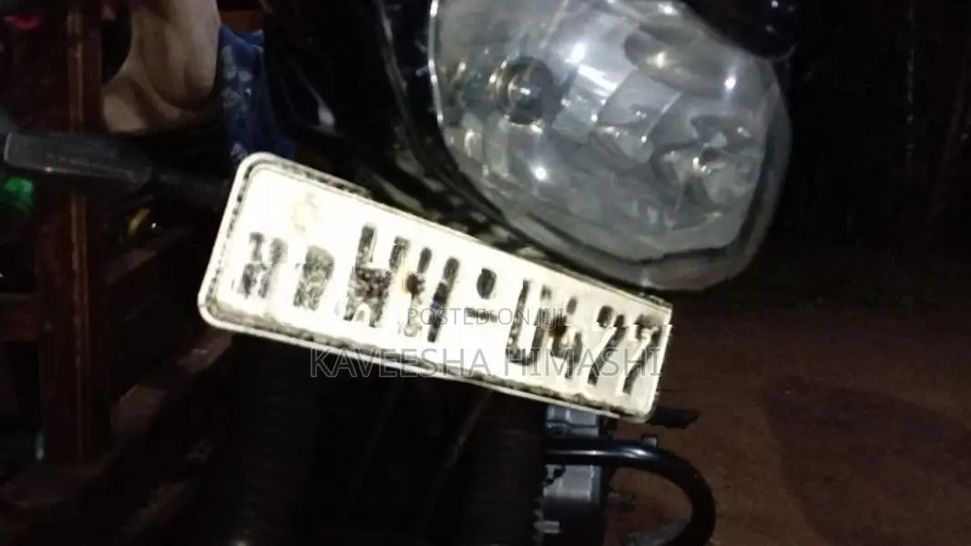 Bajaj Discover 2014