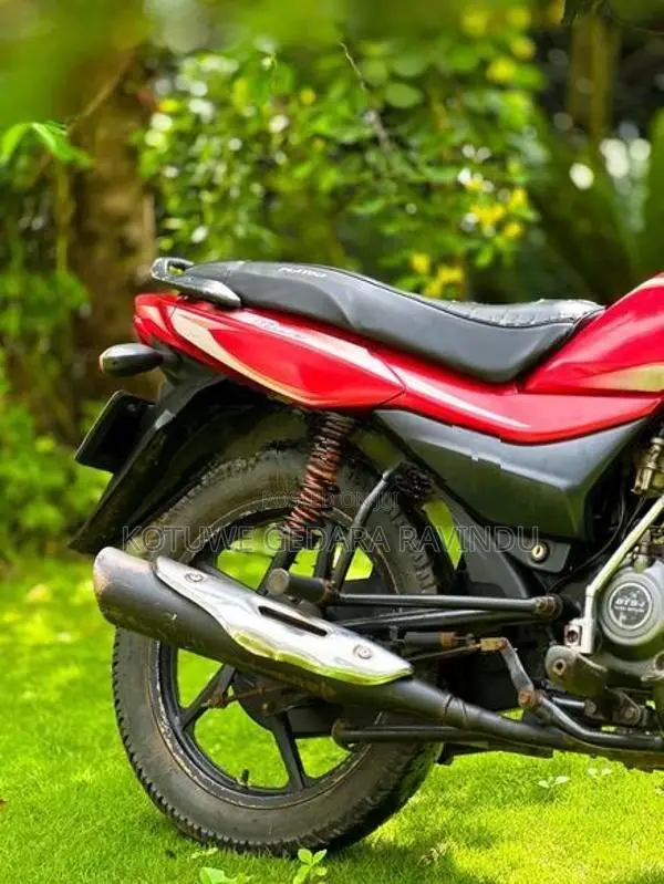 Bajaj Platina 100 ES 2015