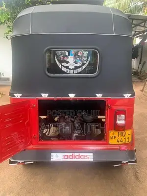 Bajaj RE Three wheel 2003
