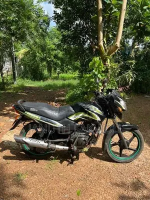TVS Metro 2015