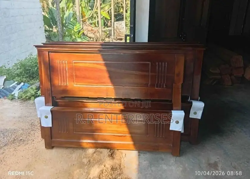 6-4ft Teak Box Double Bed