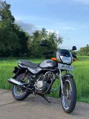 Bajaj CT100 2019