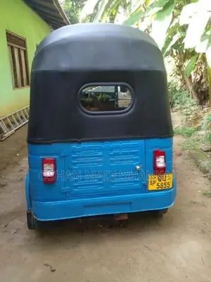 Bajaj RE 2008