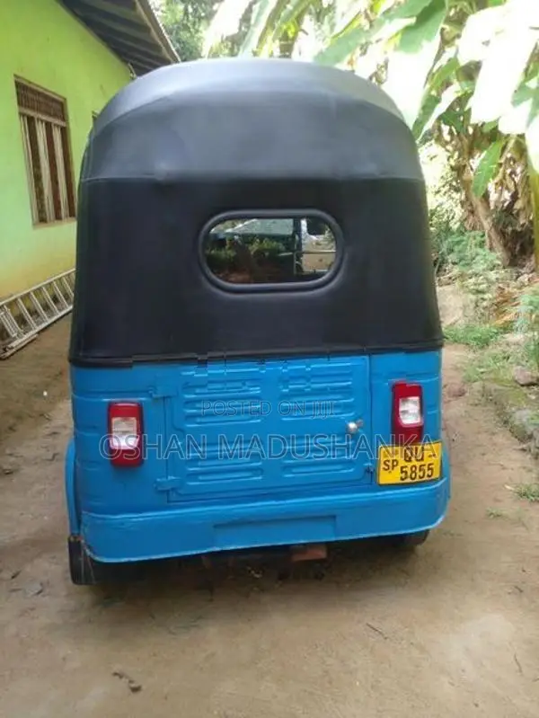 Bajaj RE 2008