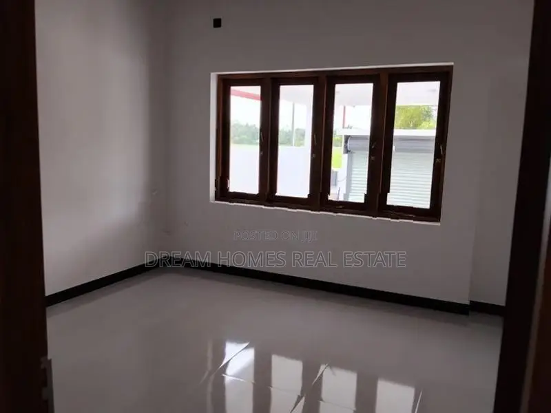 Brand New Luxury Single Storey House for Sale – Near Athurugiriya