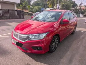 Honda Grace EX Sensing 2018