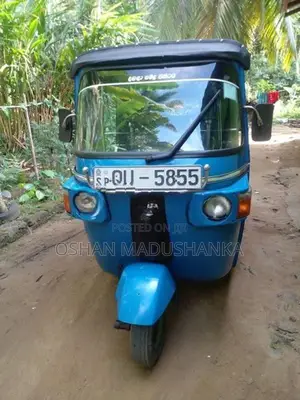 Bajaj RE 2008