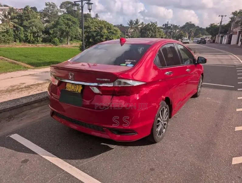 Honda Grace EX Sensing 2018
