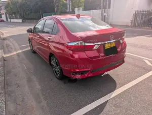 Honda Grace EX Sensing 2018